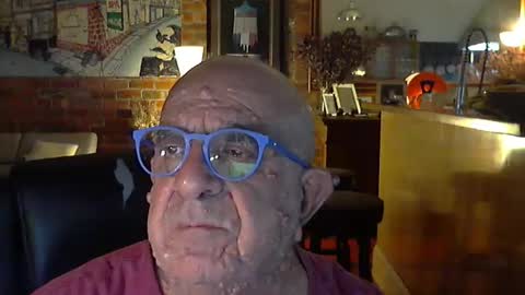 Snapshot of patvac chatting on February 15, 2026, 12:58 pm patvac online show from February 15, 2026, 12:58 pm
