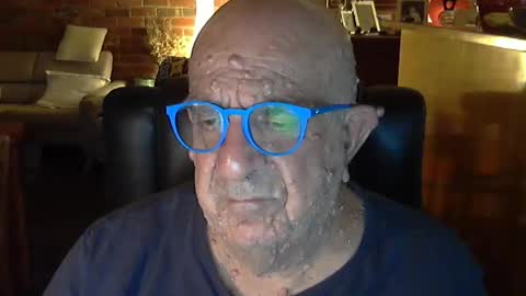 Snapshot of patvac chatting on February 28, 2026, 2:29 pm patvac online show from February 28, 2026, 2:29 pm