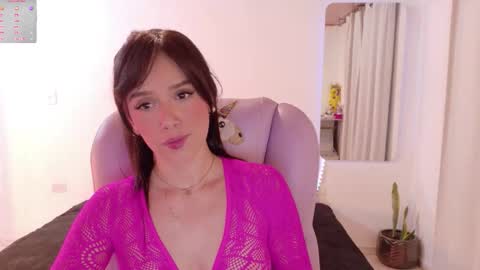 Sofa online show from February 17, 2026, 9:54 pm