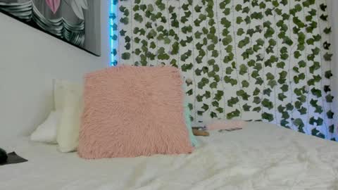 Snapshot of pau_delima__ chatting on February 5, 2025, 2:29 am paulina online show from February 5, 2025, 2:29 am