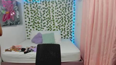 Snapshot of pau_delima__ chatting on October 4, 2025, 10:35 am paulina online show from October 4, 2025, 10:35 am