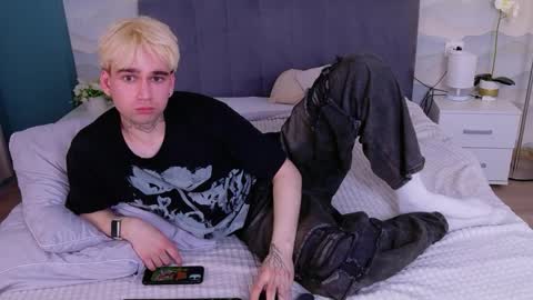 Paul online show from April 1, 2026, 1:41 pm