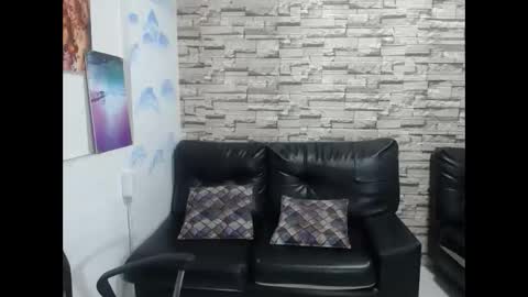 Snapshot of paula_ross_ chatting on February 15, 2026, 12:18 am paula ross online show from February 15, 2026, 12:18 am