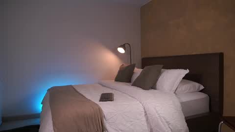 Paula online show from February 23, 2025, 2:51 am