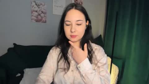 Aurora online show from October 20, 2025, 9:32 am