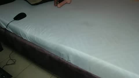 paualah online show from April 15, 2026, 4:30 am