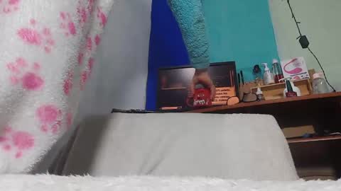 PAULA VALENTINA online show from January 3, 2025, 4:00 am