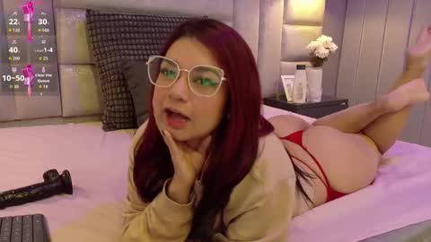 Snapshot of paulavegaa chatting on February 18, 2026, 12:12 pm Paula online show from February 18, 2026, 12:12 pm