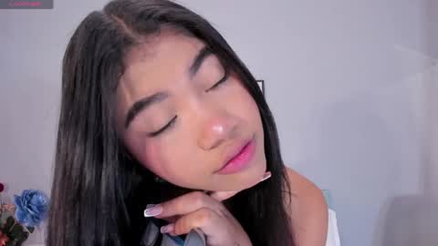 Snapshot of paulete_w chatting on May 23, 2026, 12:31 pm Pau online show from May 23, 2026, 12:31 pm