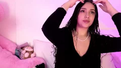 paulette_dupont_ online show from October 26, 2025, 12:38 am