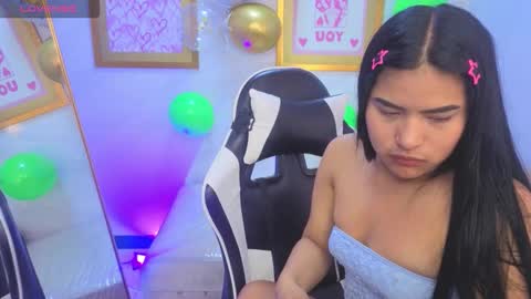 Live 800am 200pm COLOMBIAN HOUR online show from March 18, 2026, 1:14 pm