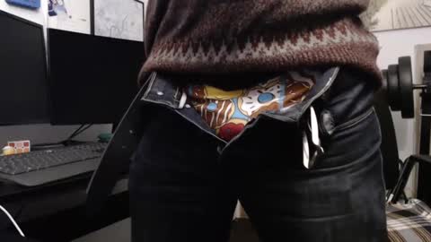 Snapshot of paulie120464 chatting on December 18, 2024, 6:03 pm paulie120464 online show from December 18, 2024, 6:03 pm