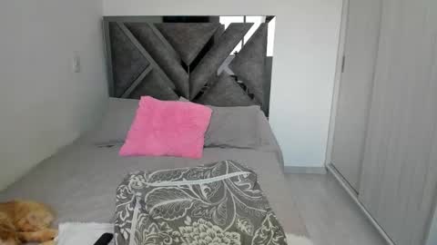 Paulina online show from February 27, 2026, 8:09 pm