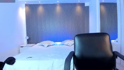 Paulina  online show from January 17, 2026, 12:10 pm