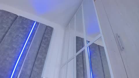 Paulina online show from February 19, 2025, 3:49 pm