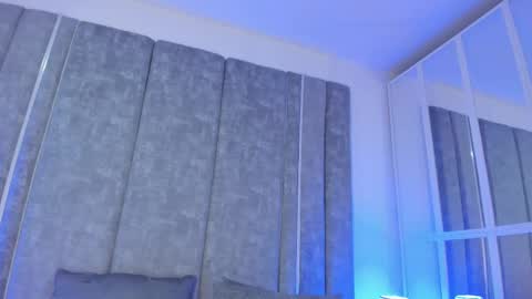 Paulina online show from March 10, 2025, 3:41 pm