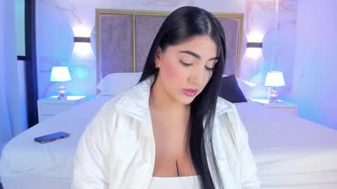 Paulina online show from February 5, 2026, 11:37 am