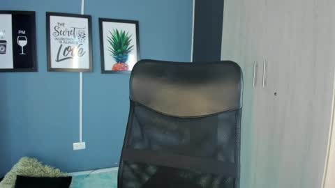 Snapshot of paulinaduarte_ chatting on April 25, 2026, 1:41 pm Paulina online show from April 25, 2026, 1:41 pm