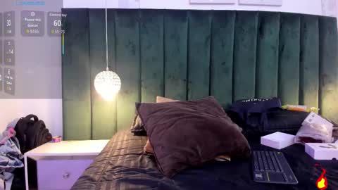 Paulina online show from November 8, 2025, 7:12 pm