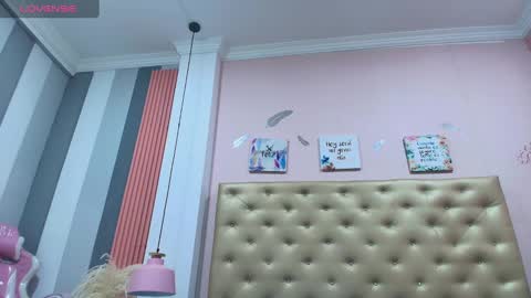 PaulinaSaennz online show from February 23, 2025, 12:27 pm