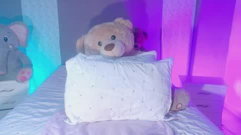 Snapshot of paulinawilliams chatting on February 9, 2026, 6:34 pm paulina online show from February 9, 2026, 6:34 pm