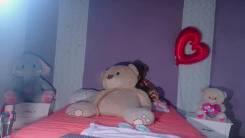 Snapshot of paulinawilliams chatting on February 18, 2026, 6:26 pm paulina online show from February 18, 2026, 6:26 pm