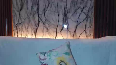 Pauline online show from November 2, 2025, 11:40 pm