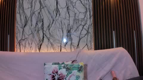 Pauline online show from January 12, 2026, 3:23 am