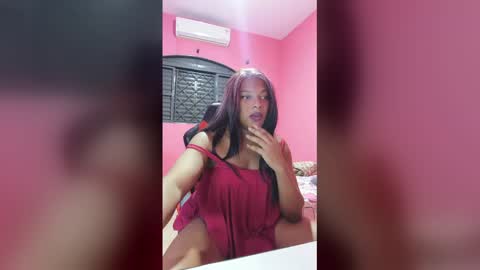 paulinhadocreu online show from June 17, 2026, 5:21 am