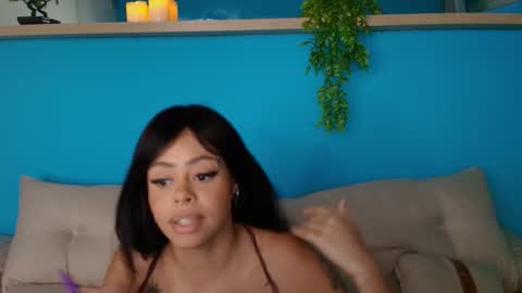 paulinne_clark online show from February 19, 2026, 9:33 pm