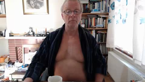 Snapshot of paull56r_ chatting on February 22, 2026, 1:53 pm Hi Im Paul online show from February 22, 2026, 1:53 pm