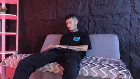 Paulo online show from January 9, 2026, 9:38 pm