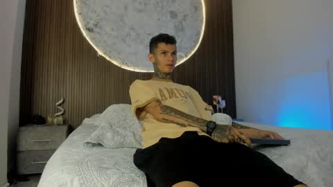 Paulo online show from April 13, 2026, 5:35 am