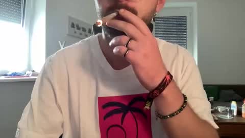 love bush online show from October 5, 2025, 9:51 am