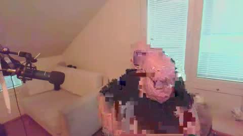 pavelishanov online show from February 23, 2026, 6:22 am