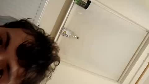 Paw online show from February 9, 2025, 10:00 pm