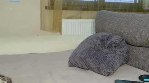 Eva       online show from February 20, 2025, 10:16 am