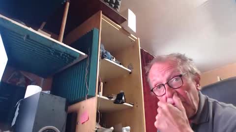 Snapshot of pc8474408 chatting on September 14, 2025, 1:32 pm pc8474408 online show from September 14, 2025, 1:32 pm