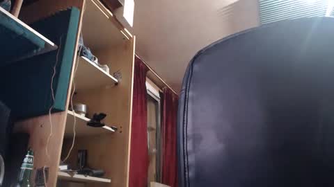 Snapshot of pc8474408 chatting on October 5, 2025, 6:06 pm pc8474408 online show from October 5, 2025, 6:06 pm