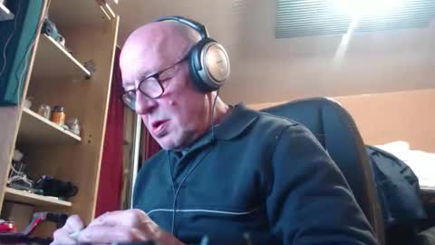 Snapshot of pc8474408 chatting on November 30, 2025, 5:50 pm pc8474408 online show from November 30, 2025, 5:50 pm