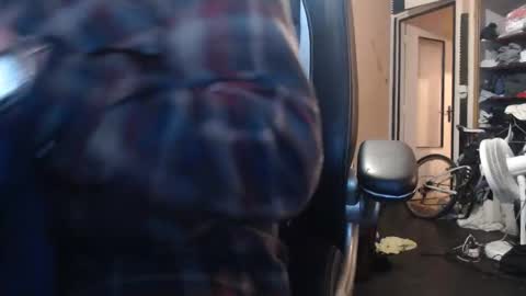 pc8474408 online show from April 9, 2026, 6:35 pm