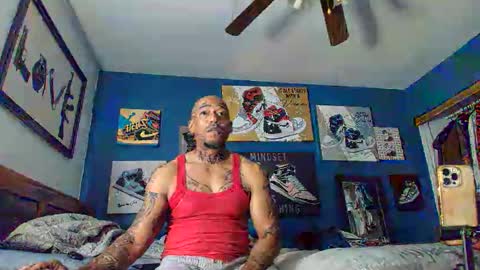 Phenomenal online show from November 9, 2025, 6:17 pm