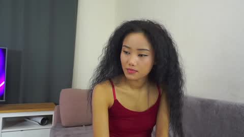 Snapshot of peacebenskin chatting on February 8, 2025, 11:44 am Violetta online show from February 8, 2025, 11:44 am