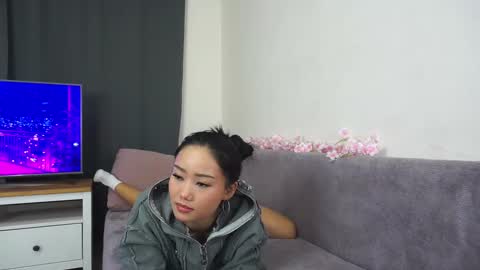 Snapshot of peacebenskin chatting on March 7, 2025, 11:29 am Violetta online show from March 7, 2025, 11:29 am