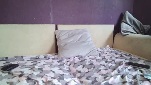 Snapshot of peach_boo chatting on July 27, 2026, 5:58 am Andrea online show from July 27, 2026, 5:58 am