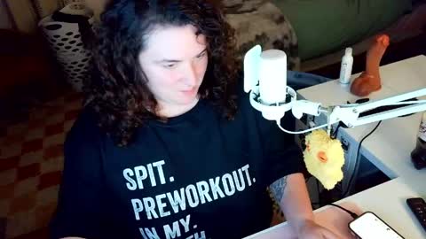 Peach Bandit online show from April 23, 2026, 3:30 am