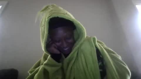 Peach online show from November 15, 2025, 4:58 pm