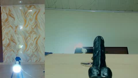 peachy__baby online show from June 18, 2026, 11:03 am