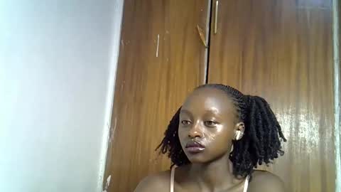 peachy_ebony online show from October 26, 2025, 11:09 pm