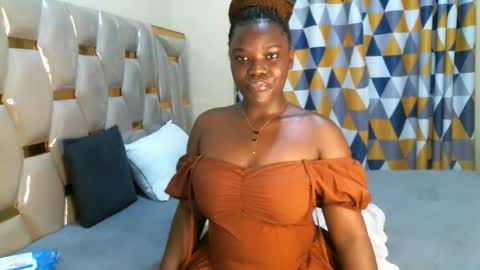 Snapshot of peachygirl255 chatting on October 12, 2025, 2:16 pm Peachy online show from October 12, 2025, 2:16 pm